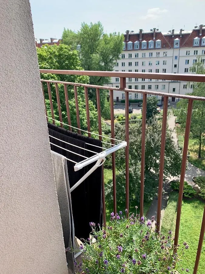 Sloneczny Apartament Koszykowy! Varsavia 0*,  Polonia